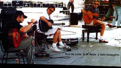 Guitar Trio II.JPG (54708 byte)