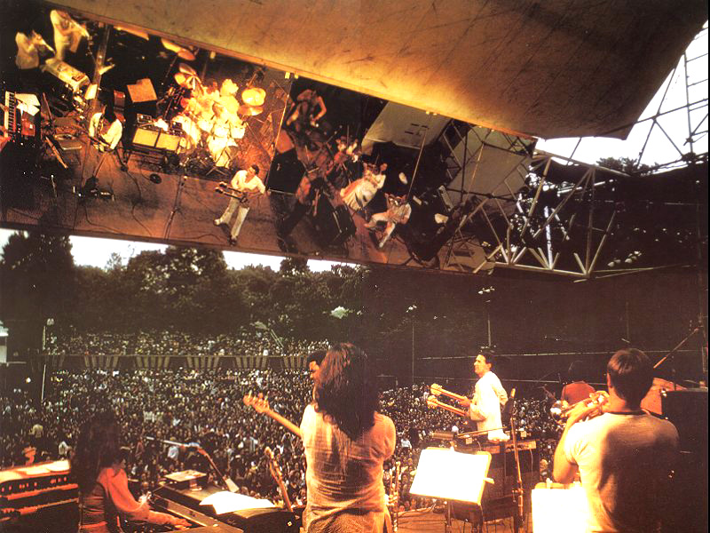 MO1974.jpg (237812 byte)
