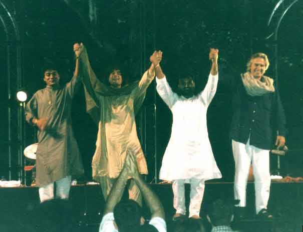 Shakti-in-Marseille-2001-A.jpg (17503 byte)