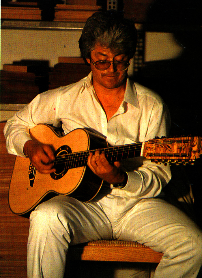 larryatplm.jpg (451057 byte)